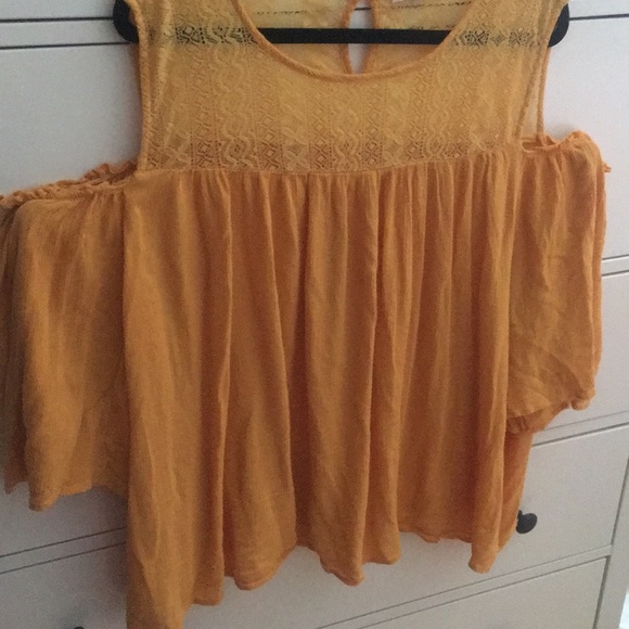 Jennifer & Grace Peak a Boo Mustard Yellow Blouse - Picture 3 of 4